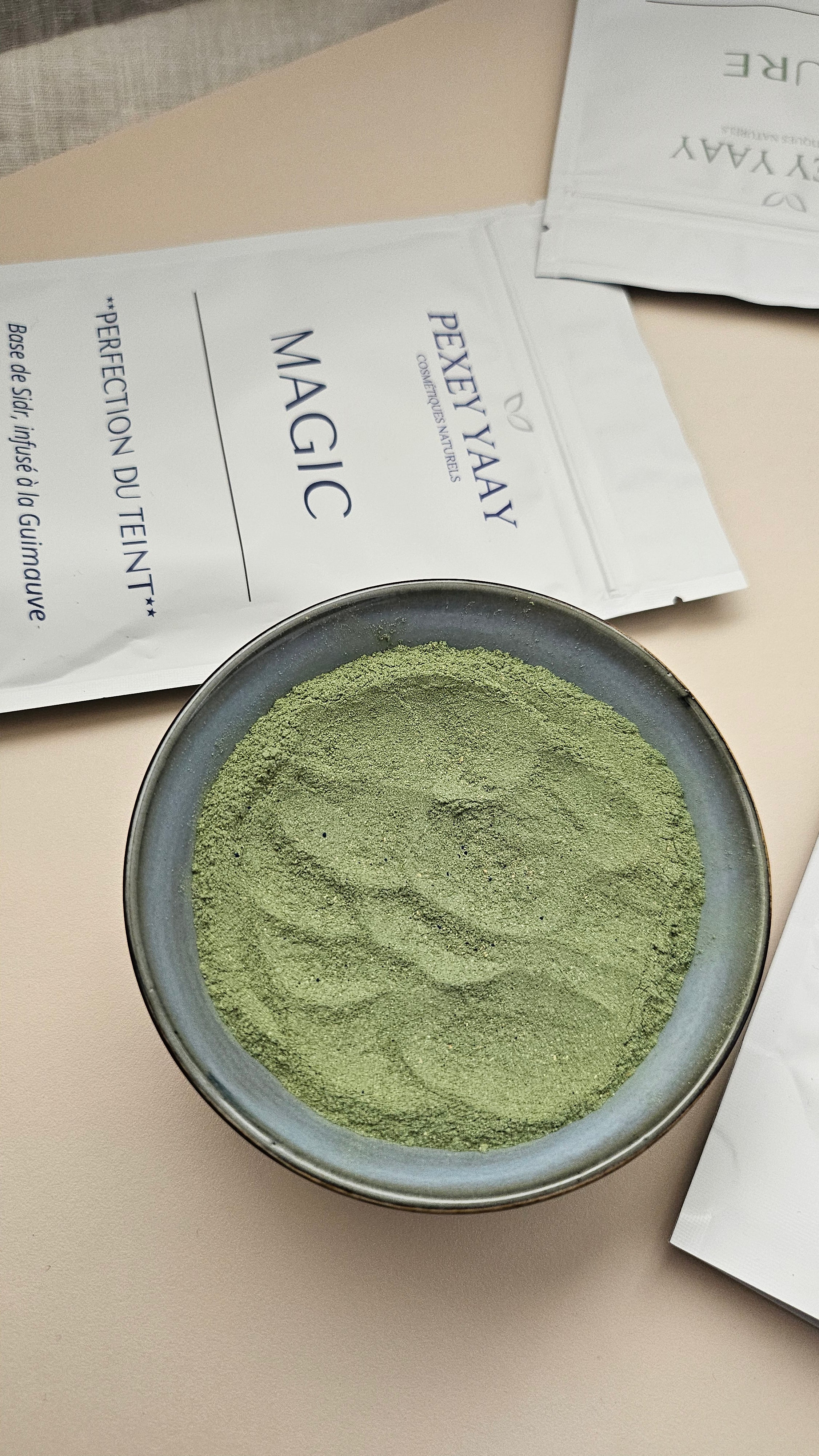 Poudre sèche du masque MAGIC au Nila, sidr et guimauve